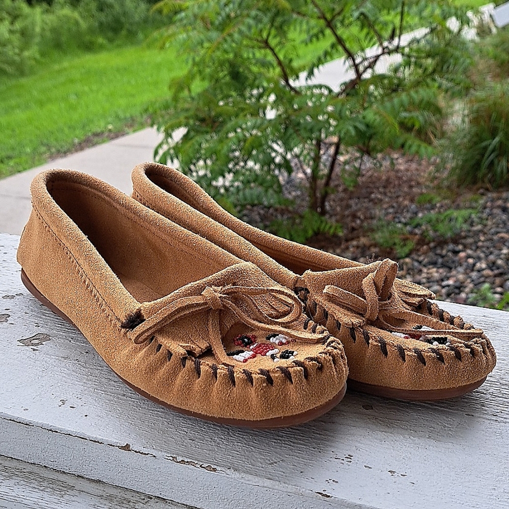 Minnetonka Tan Suede Moccasin
